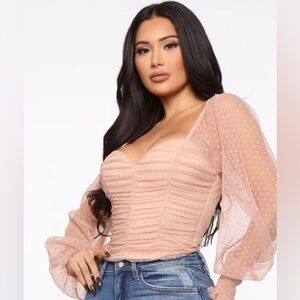 Fashion Nova Keeping it Cute Top / Ruched / Long Sleeve / Size: Large / Romantic